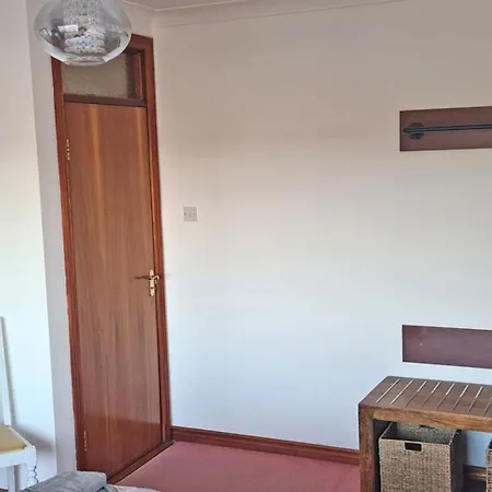 M040, Geesala Holiday home *